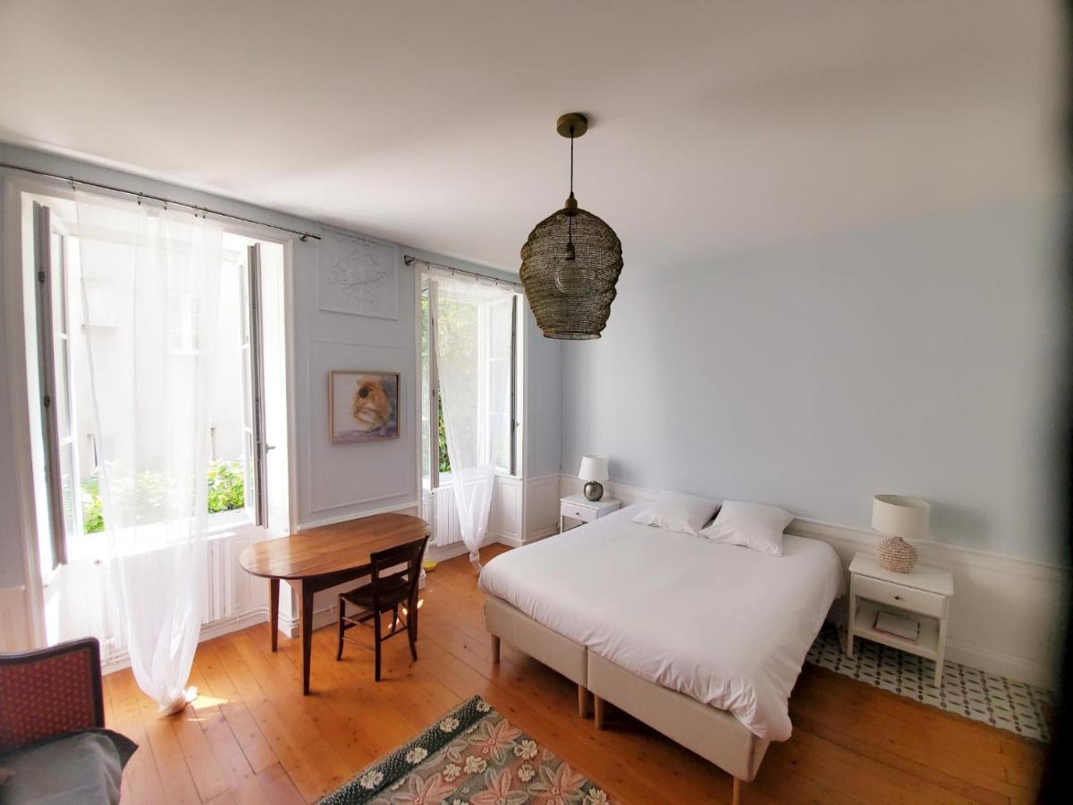 La Maison De Ville 76M2 Avec Terrasse De 22M2 La Rochelle  Dış mekan fotoğraf